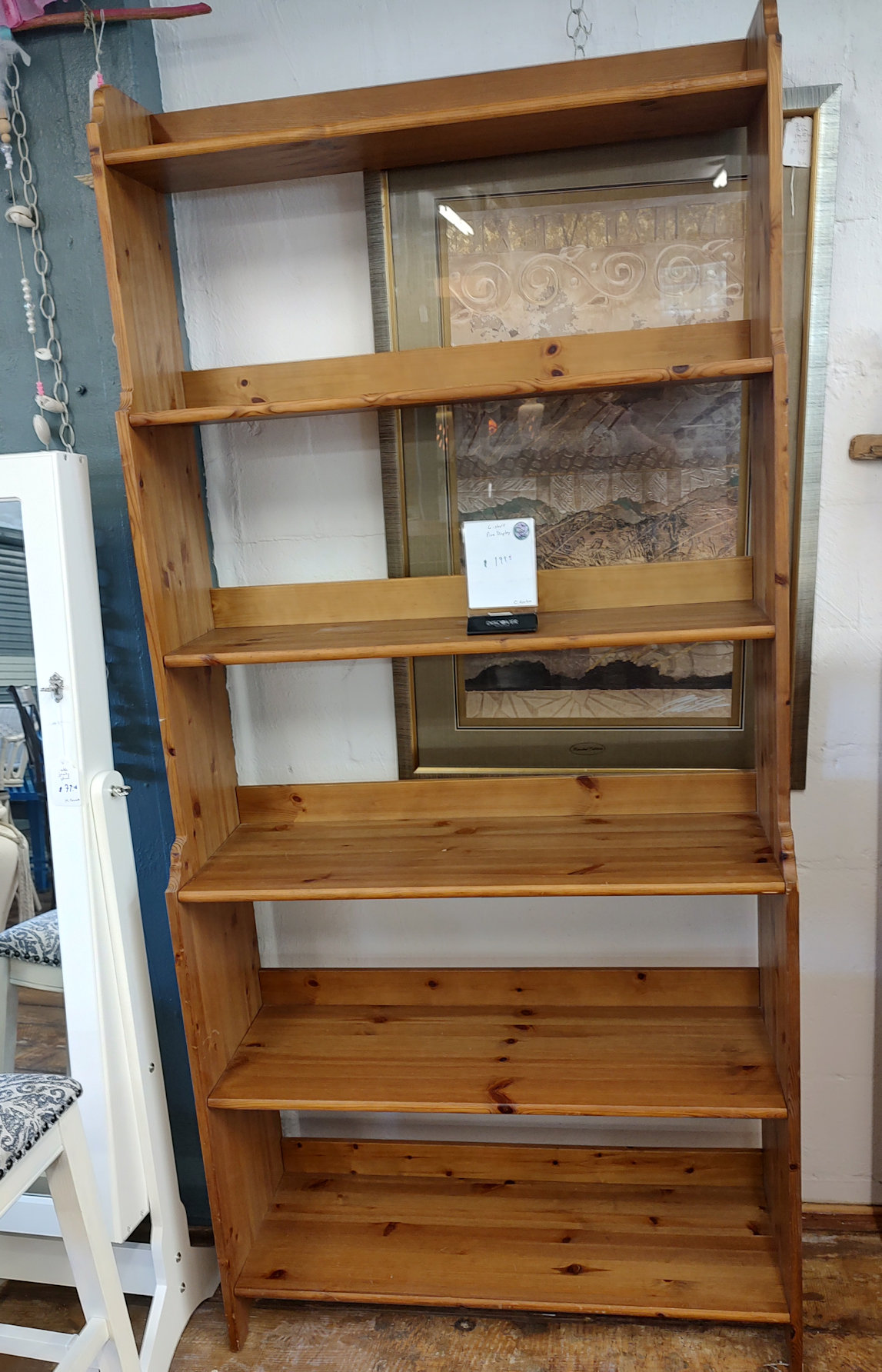 LR0712-Pine-bookshelf