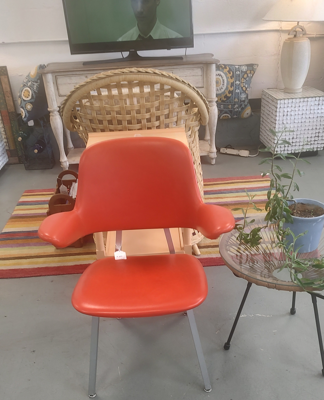 LR0715-orange-arm-chair-vintage